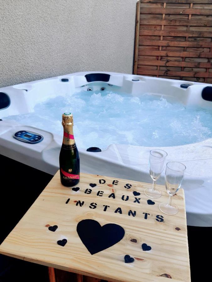 Soulosse-sous-Saint-Elophe Jacuzzi, Arcade Et Repas Compris B&B 외부 사진